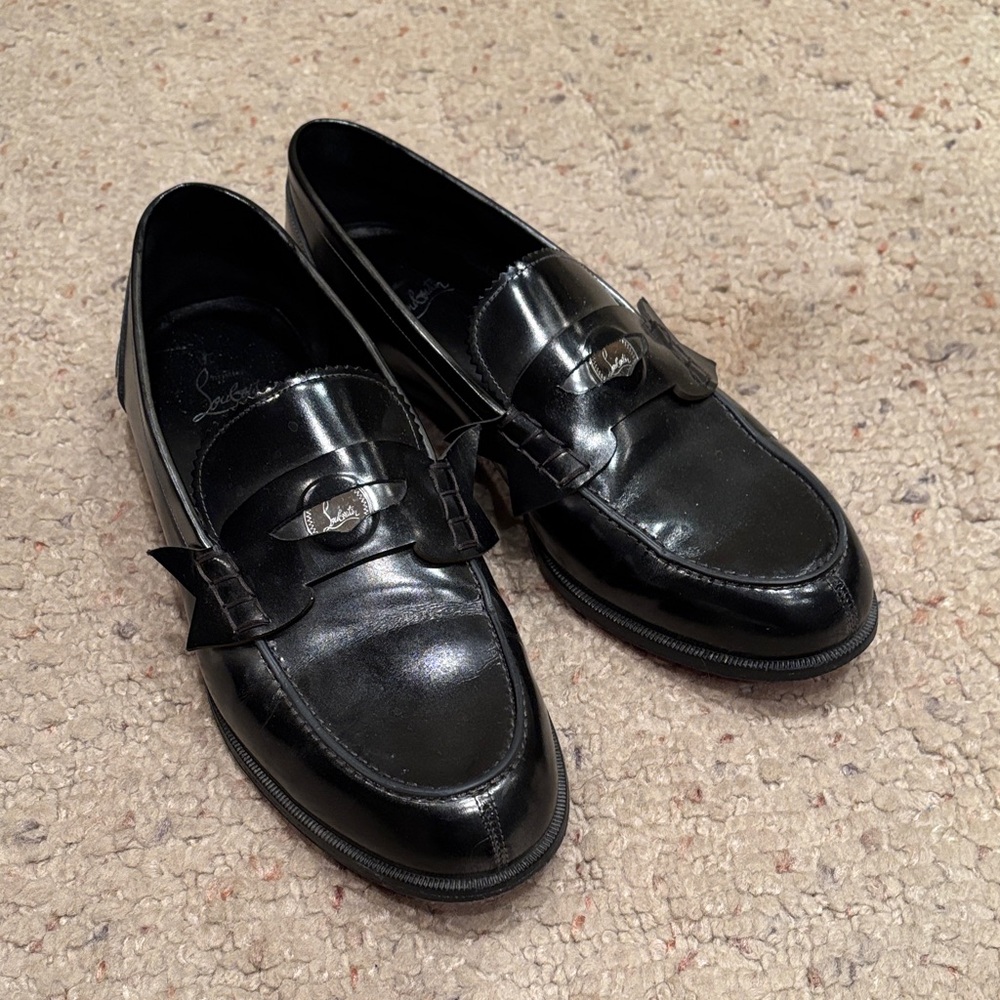 Gunmetal louboutin women’s Leather Loafers